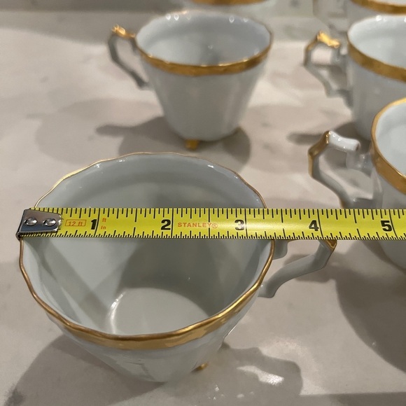 Set of 6 footed white bone china tea cups with gold trim around the rim, handle - Picture 12 of 13